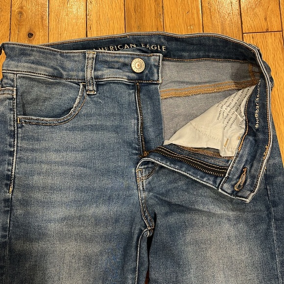 AMERICAN EAGLE High-Rise Next-Level stretch jegging. Size 6 X-long. EUC. - Picture 9 of 13